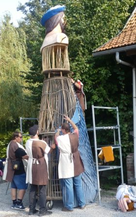 L'habillage du géant