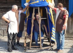 Le porteur s'introduit dans le géant