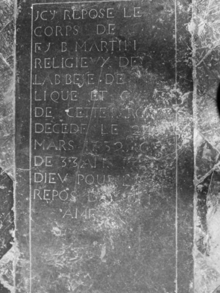 Hocquinghen pierre tombale